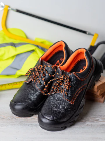 Ace mamba safety shoes prices