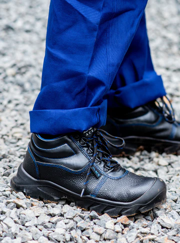 Ace mamba safety shoes prices